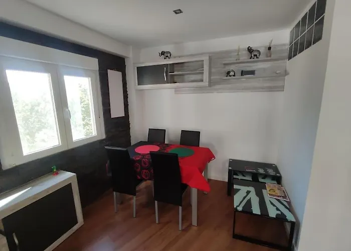 Cerca De Basilica De Pilar Апартаменты Сарагоса