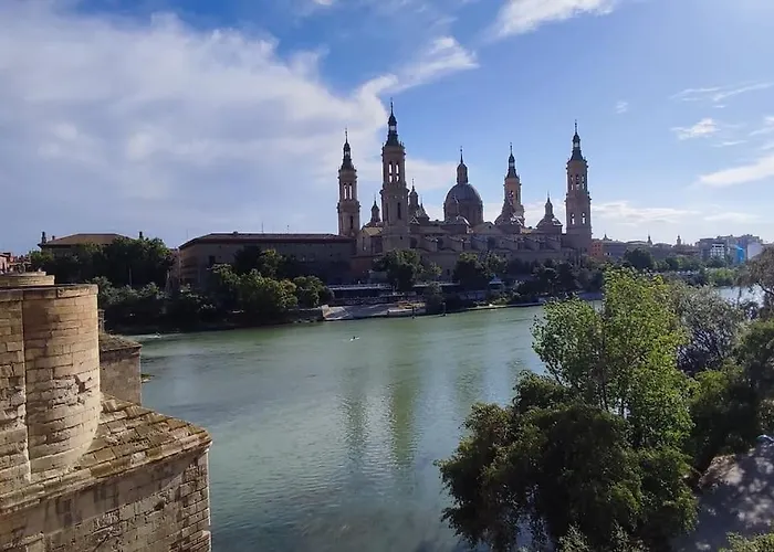 Апартаменты Cerca De Basilica De Pilar